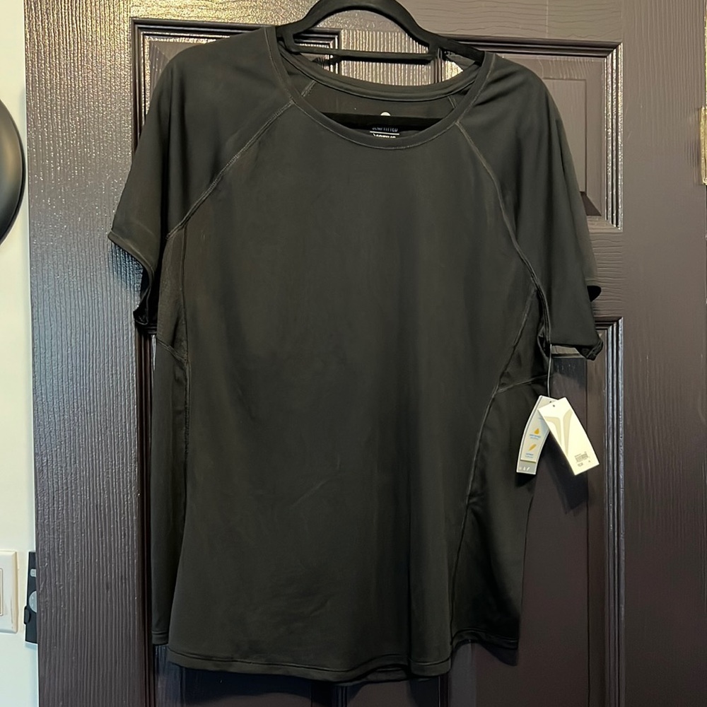 Old Navy Semi-Fitted Active top XL